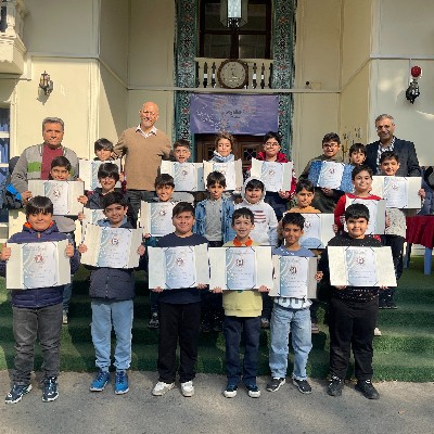 نویسنده: خانم فرجی